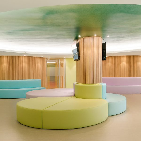 Hospital Infantil Adra decoración 2