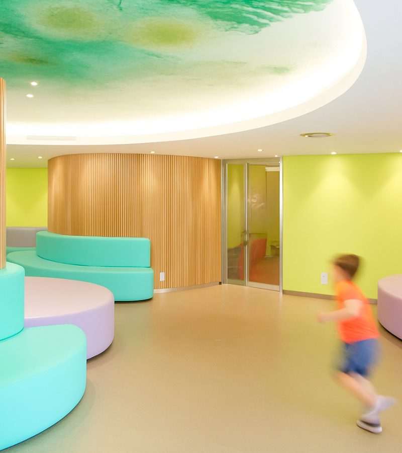 Hospital Infantil Adra decoración 1